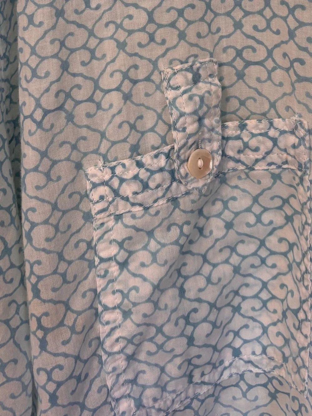 Roberta Roller Rabbit Scroll Print Button Down Large - Picture 4 of 6